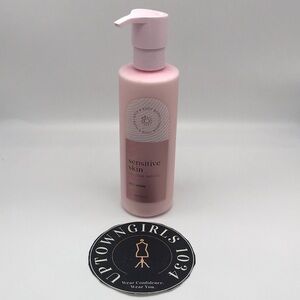 Bath and body Works  Sensitive Skin Body Lotion  Colloidal Oatmeal  7.8 fl oz